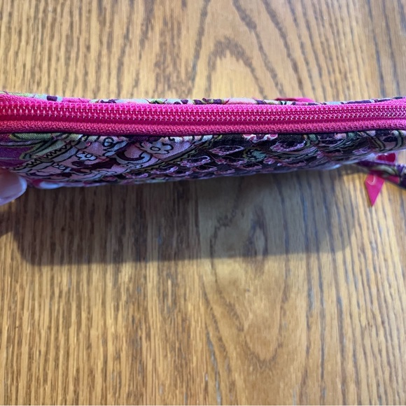 Vera Bradley Floral Paisley Women's Clutch Wristlet wallet - Picture 4 of 6